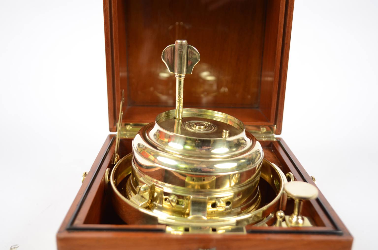 Nautical antiques/6279-Marine chronometer