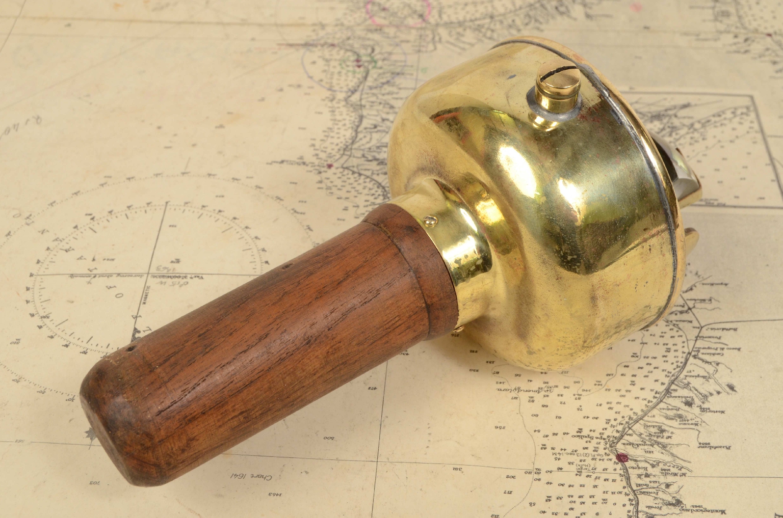 Antique compasses/6311-Magnetic Compass