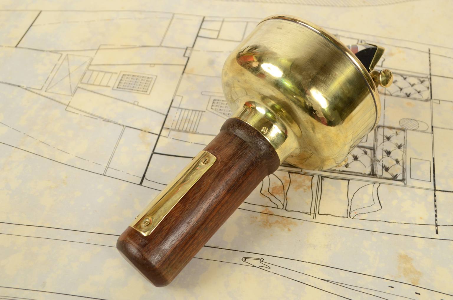 Antique compasses/6311-Sestrel compass