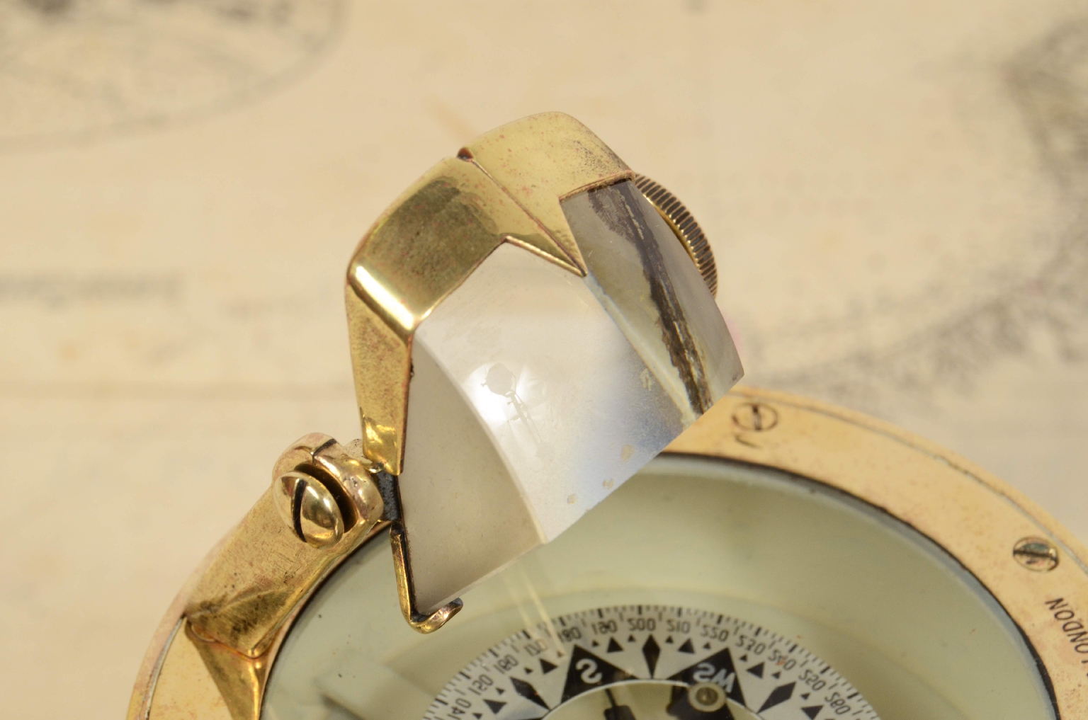 Antique compasses/6311-Magnetic Compass