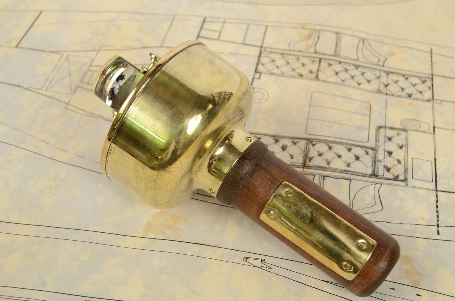 Antique compasses/6311-Sestrel compass