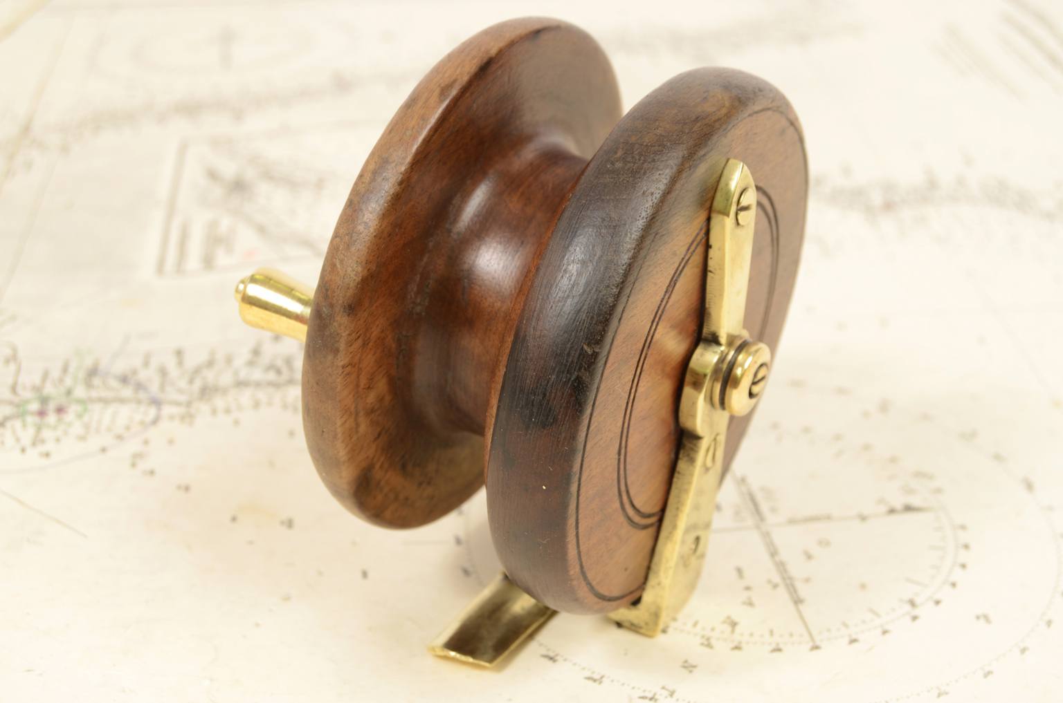 Antiquariato nautico/6340B-Mulinello da pesca