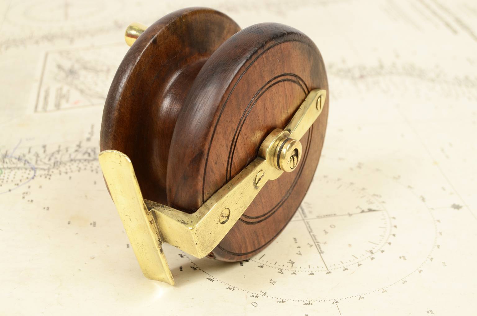 Antiquariato nautico/6340B-Mulinello da pesca