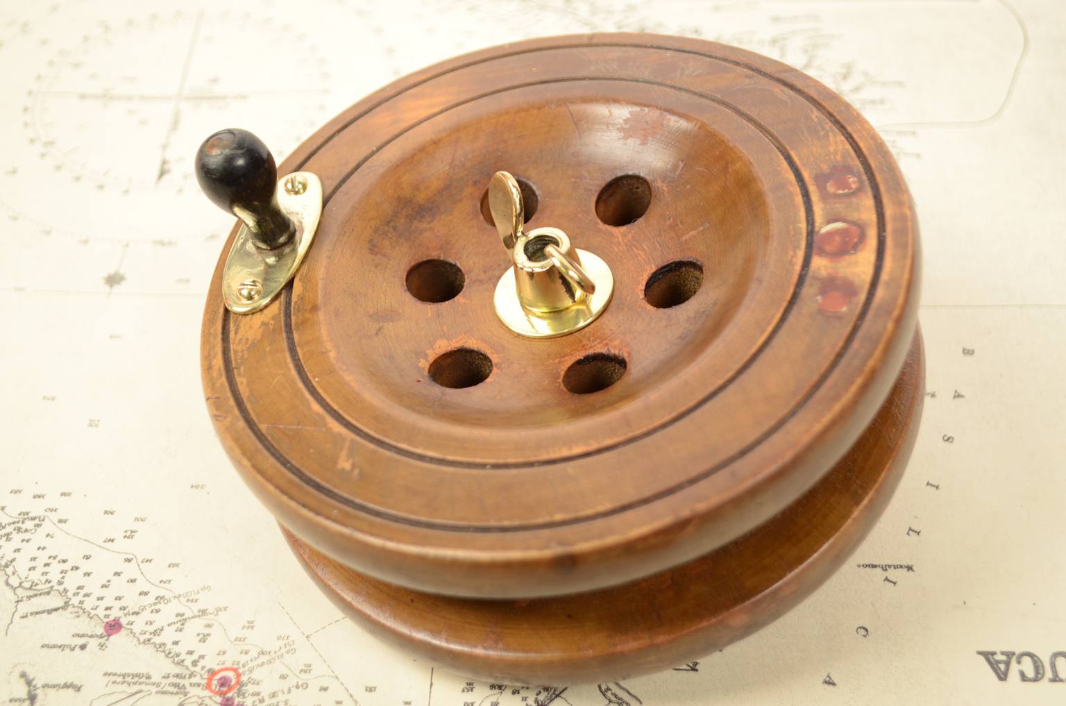 Nautical antiques/6341A-Fishing reel