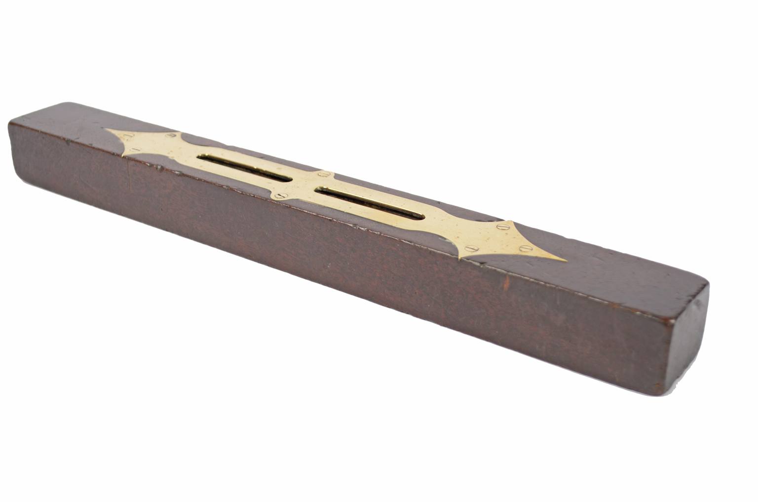 Antique measuring instruments/6344-Antique level