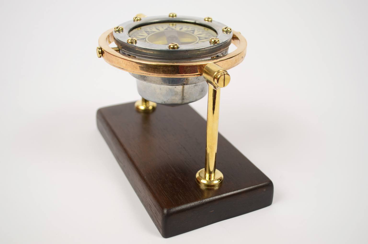 Antique compasses/6350-Antique compass