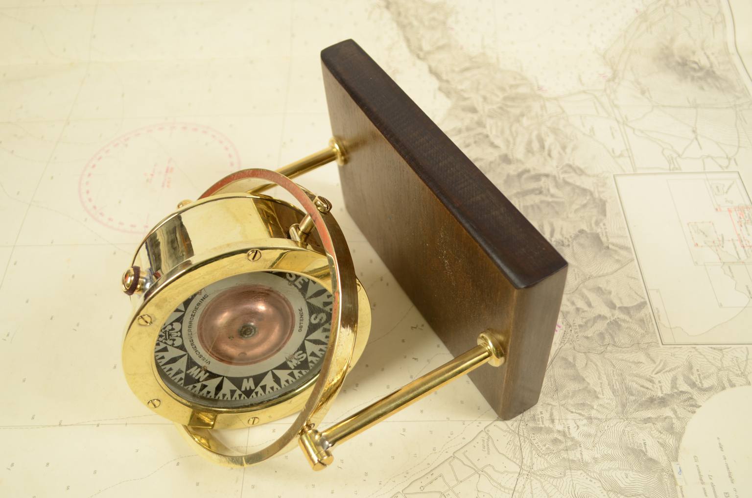 Antique compasses/6436-Nautical compass