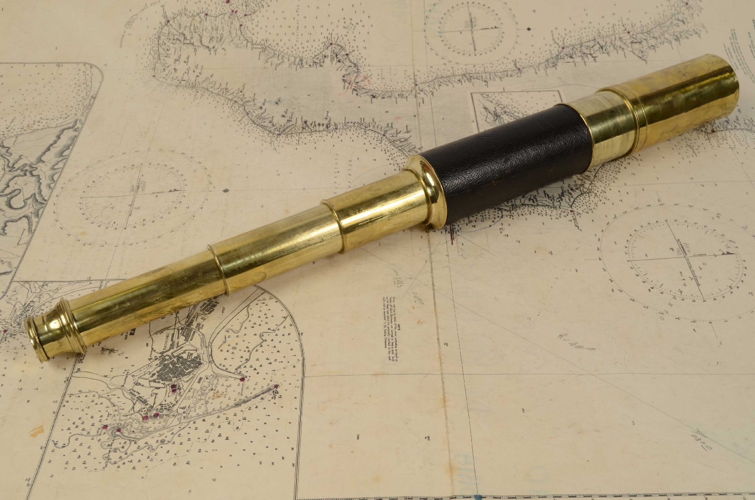 Nautical antiques/6462-Antique Telescope