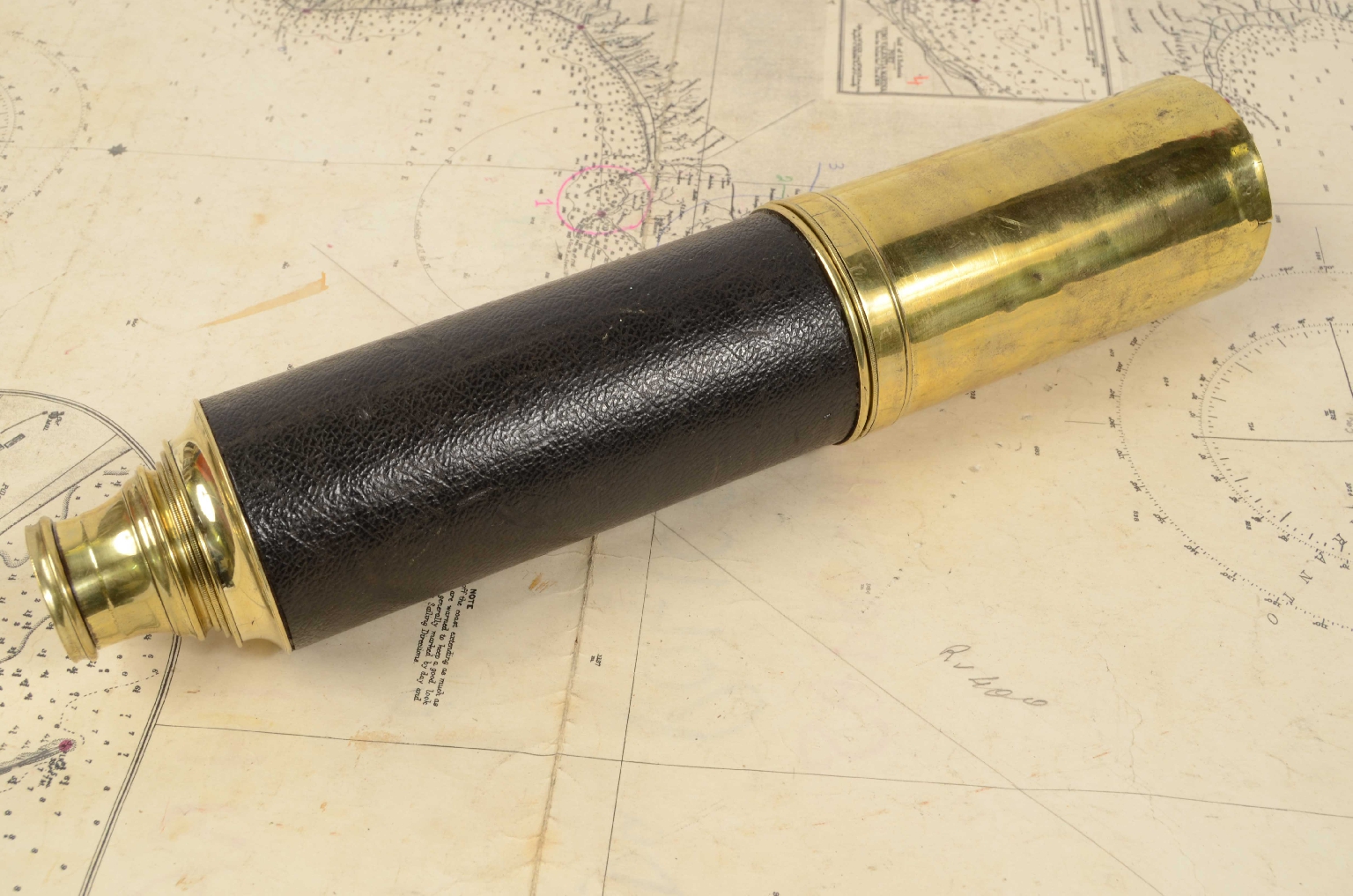 Nautical antiques/6462-Antique Telescope