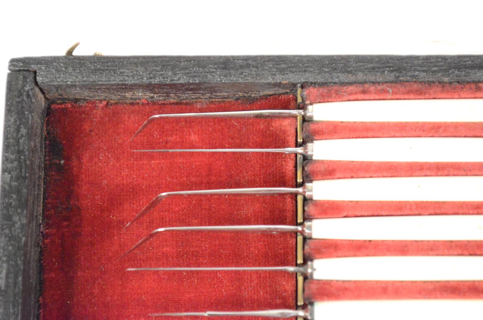 Old medical instruments/6487-Ophthalmic kit