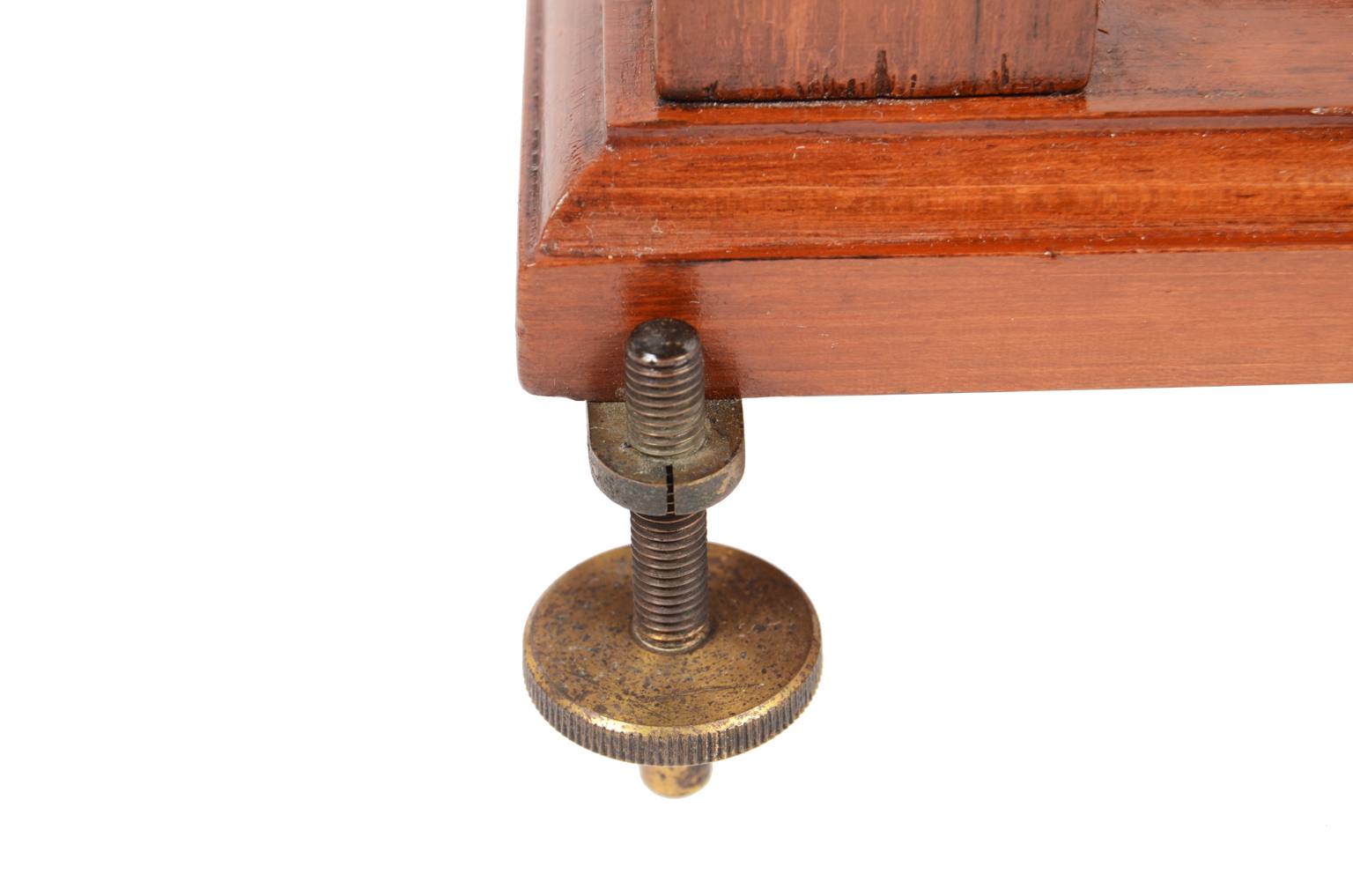 Antique measuring instruments/649-Precision scale