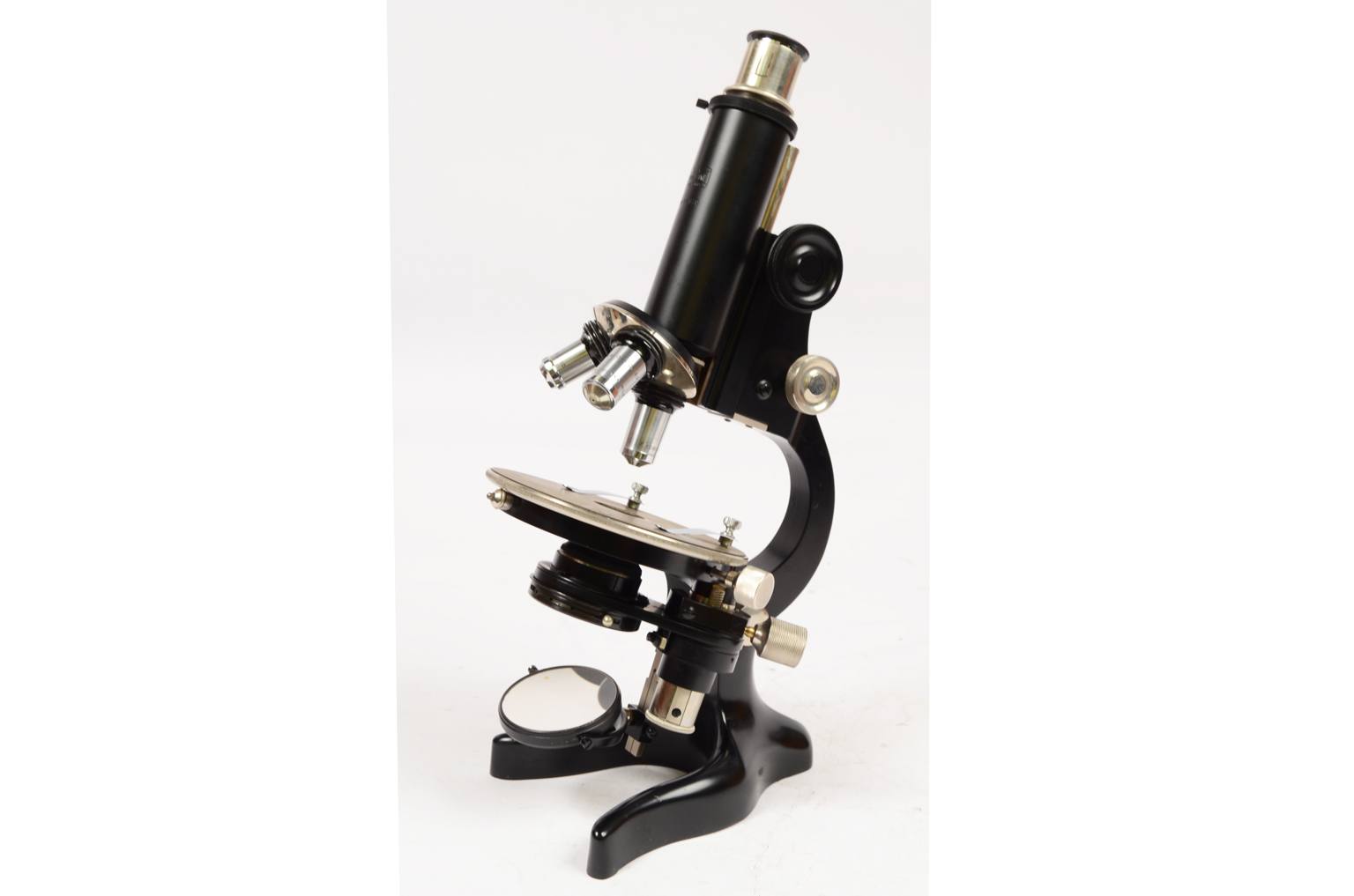 Old medical instruments/650-Antique microscope