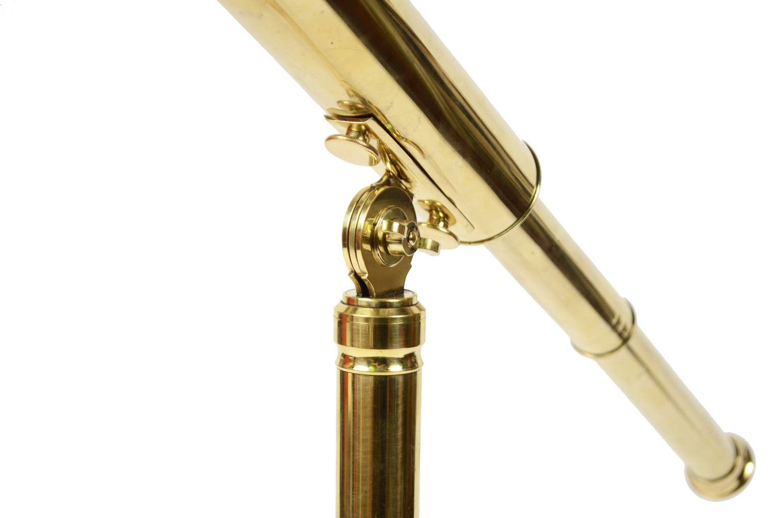 Antique astronomical instruments/6508-Antique telescope