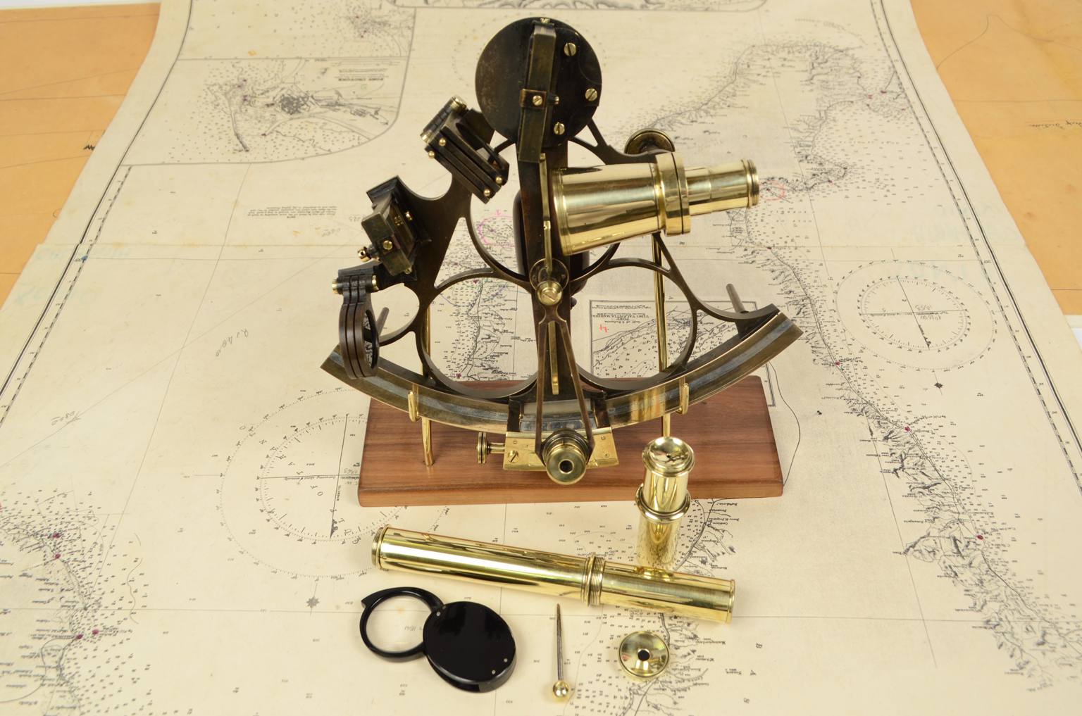Nautical antiques/6608-Vintage sextant