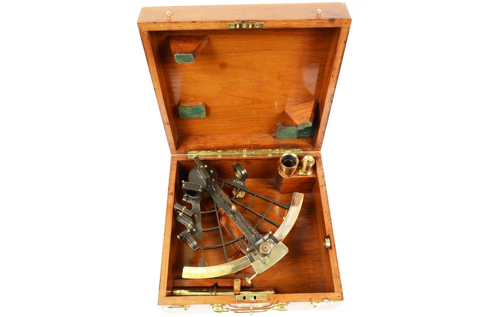 Nautical antiques/6613-Antique sextant