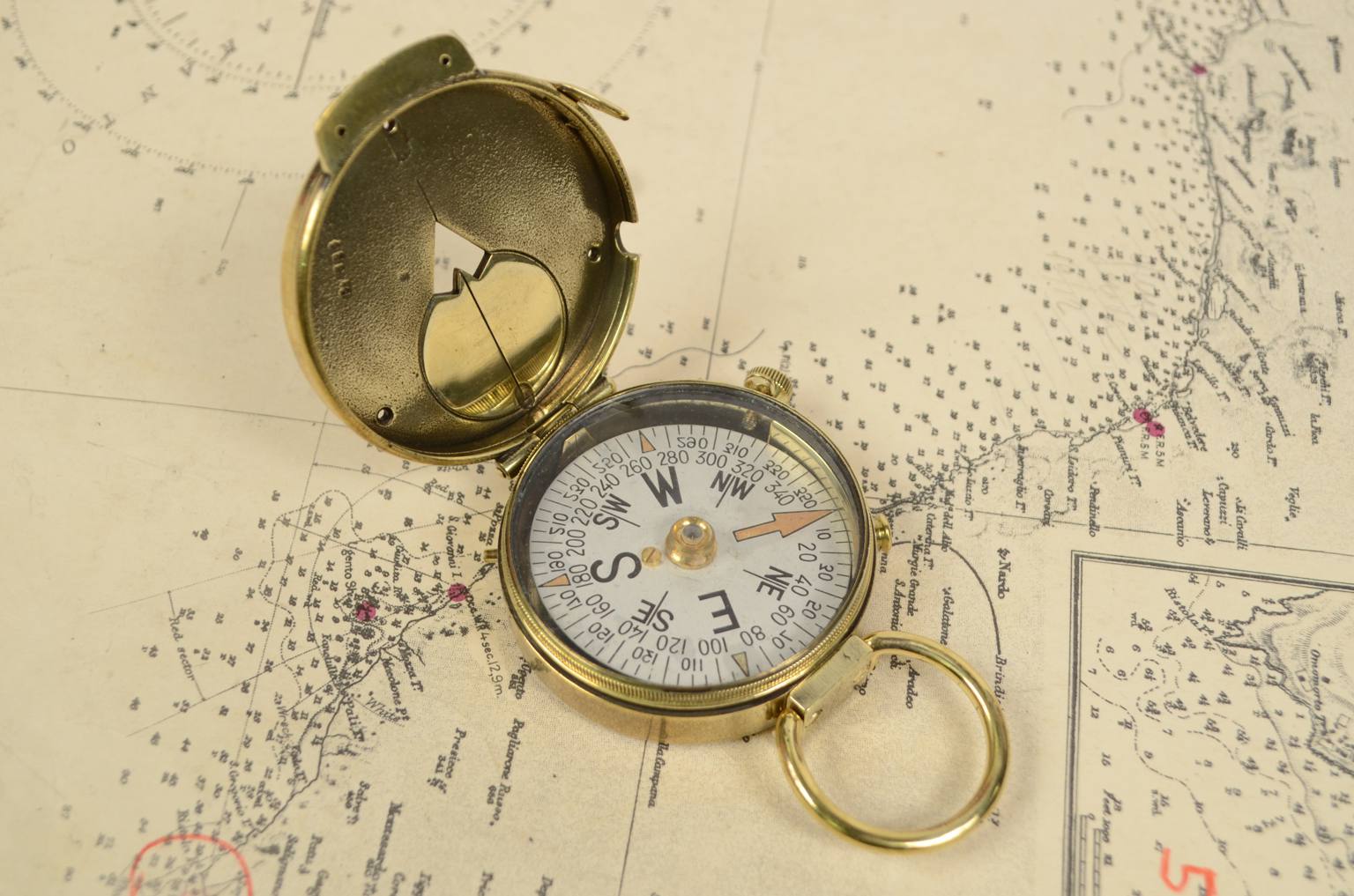 Antique compasses/6625-Vintage compass