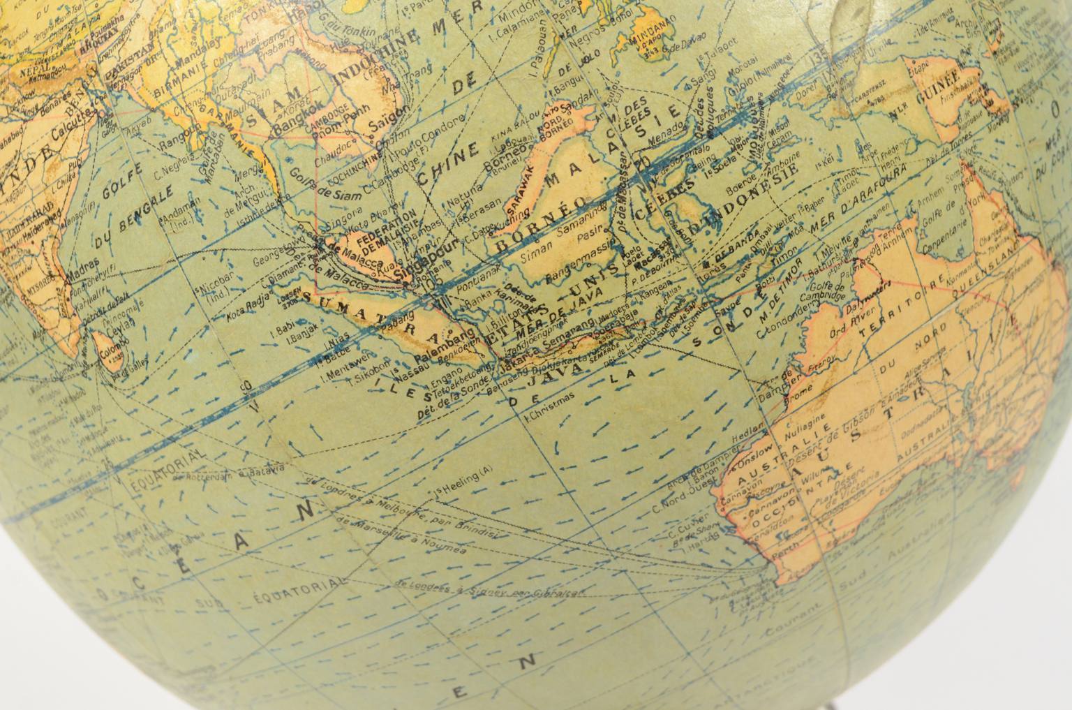 Antique globes-world maps/6657-Vintage globe