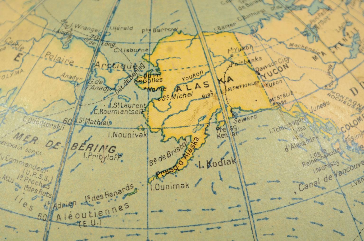 Antique globes-world maps/6657-Vintage globe