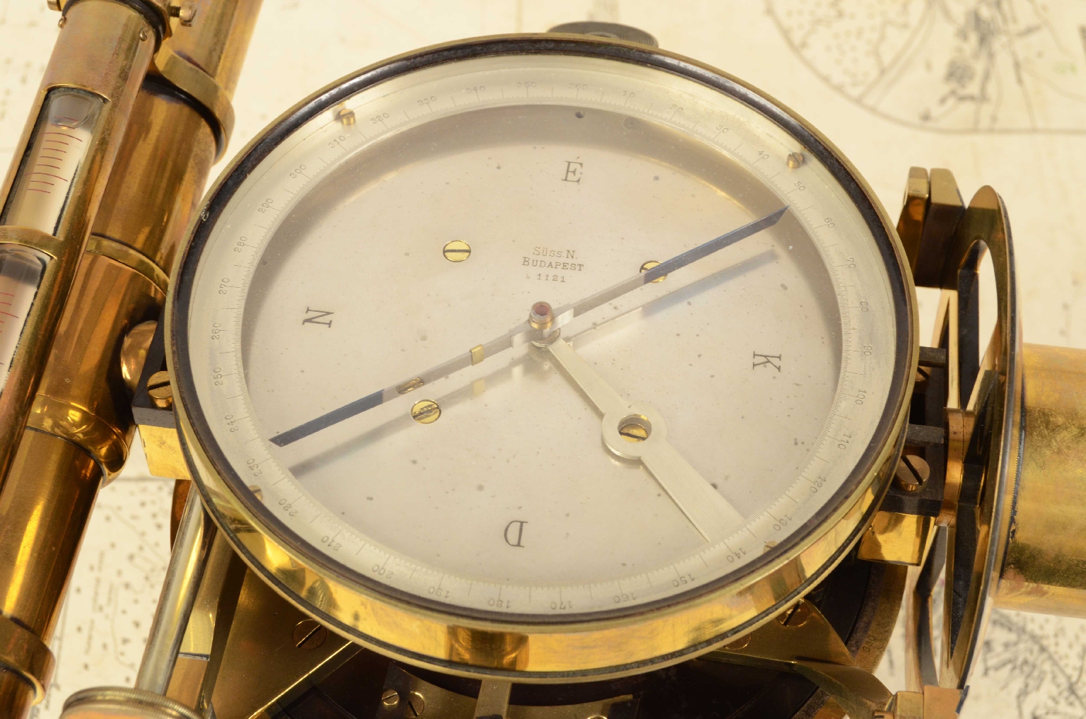 Strumenti di misura antichi/667-Raro Teodolite