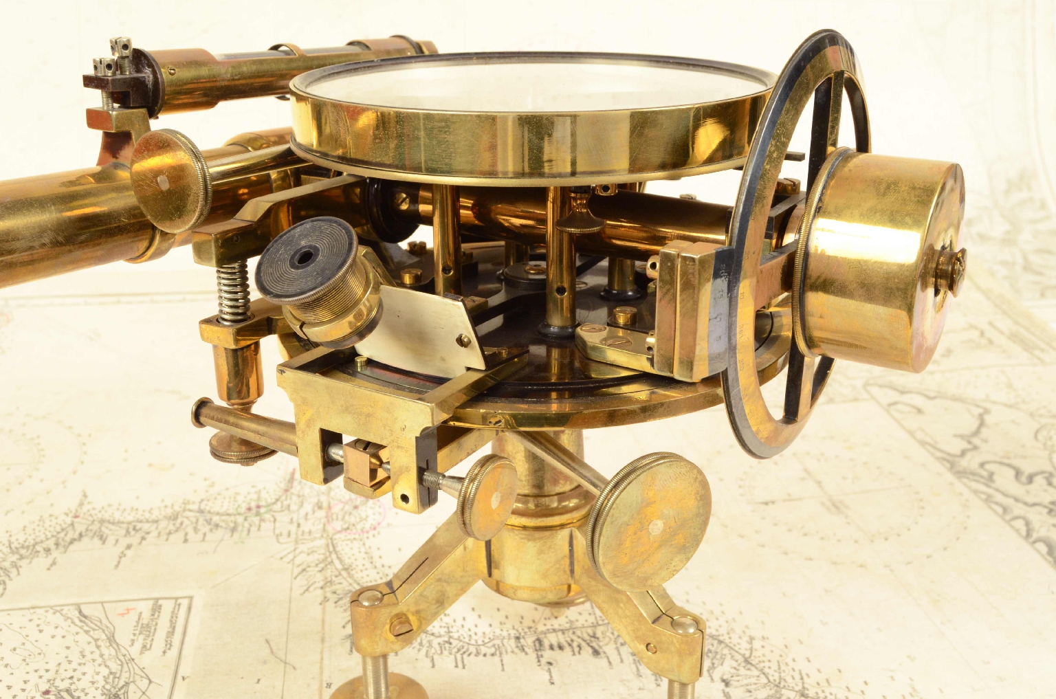 Strumenti di misura antichi/667-Raro Teodolite