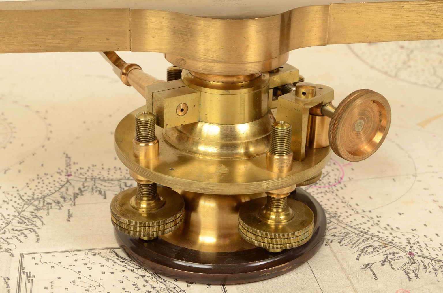 Antique measuring instruments/668-Topographic Level