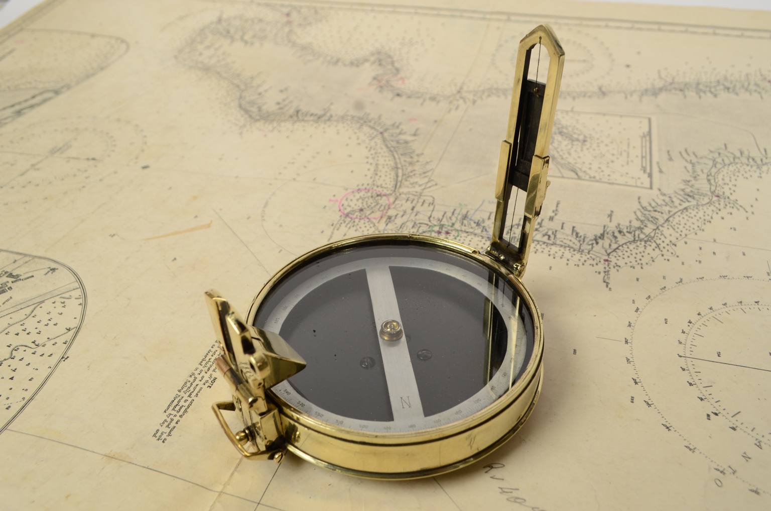 Antique compasses/6736-Vintage compass