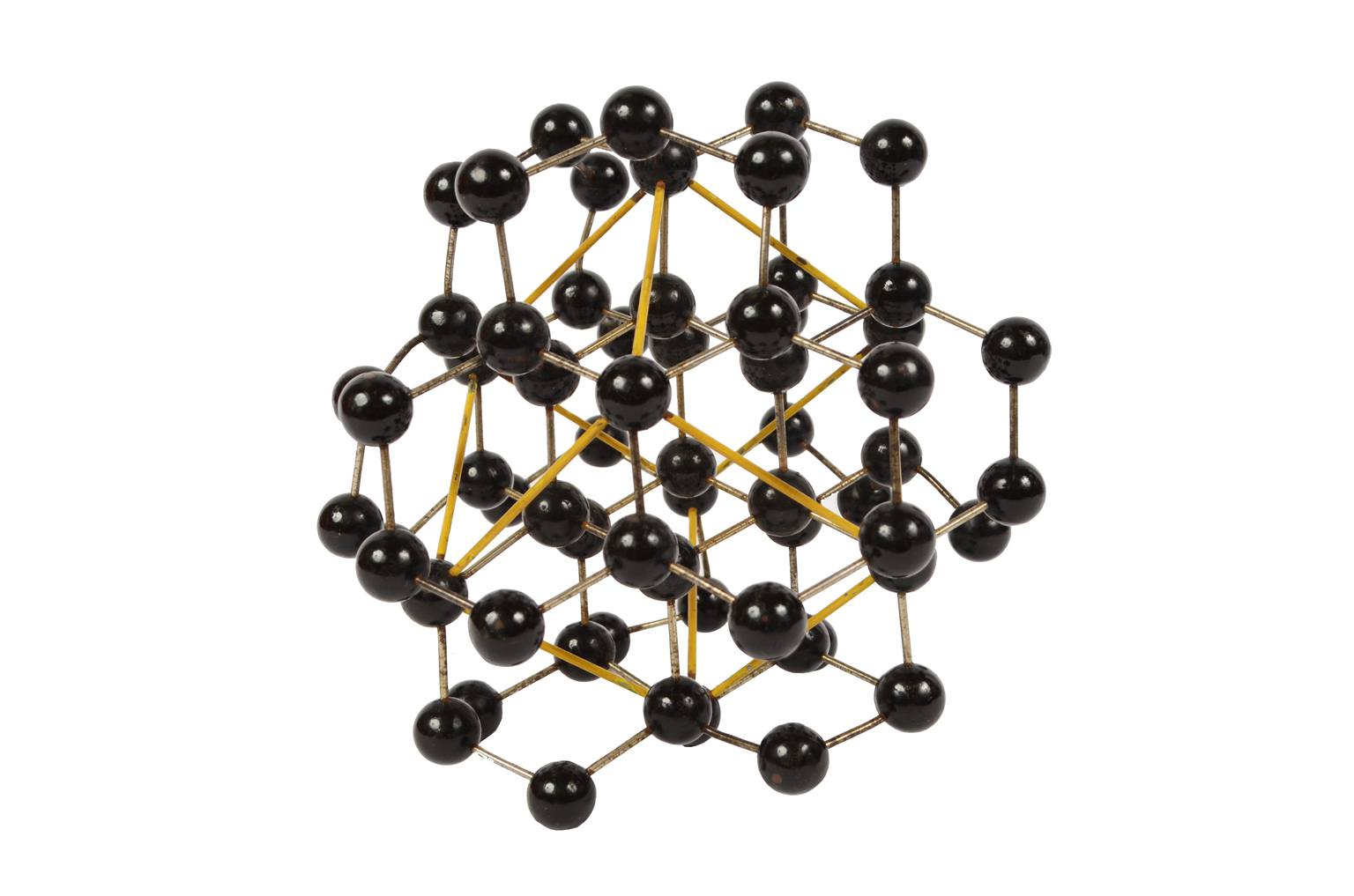 Natural history/6742-Diamond molecule