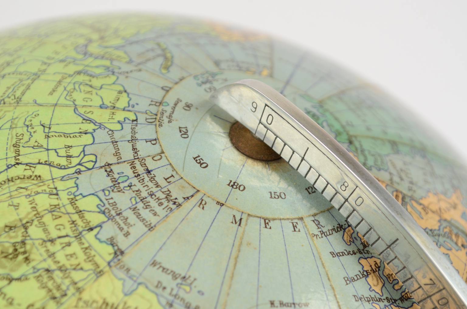 Antique globes-world maps/6746-Columbus globe