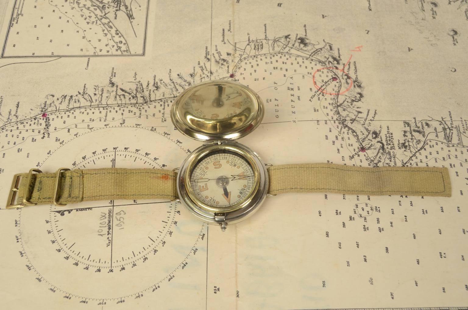e-Shop/Antique compasses/Code 6768 RAF compass