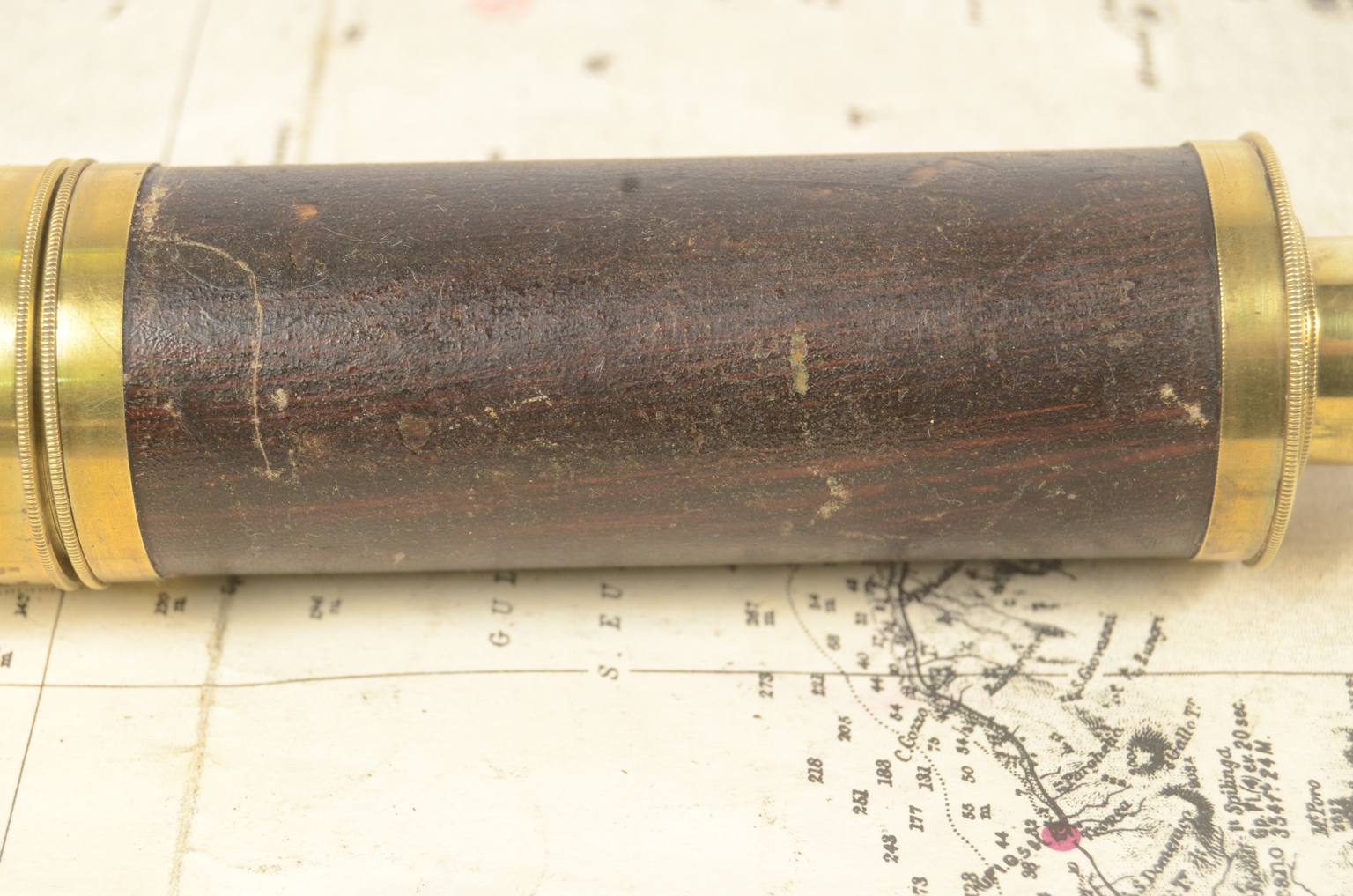 Nautical antiques/6814-Antique telescope