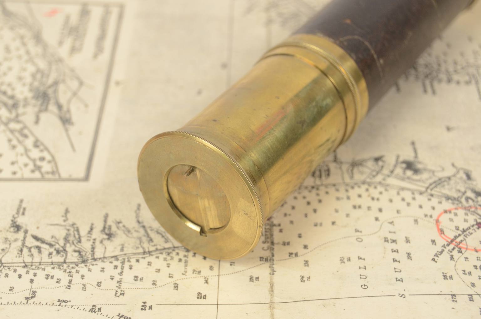 Nautical antiques/6814-Antique telescope