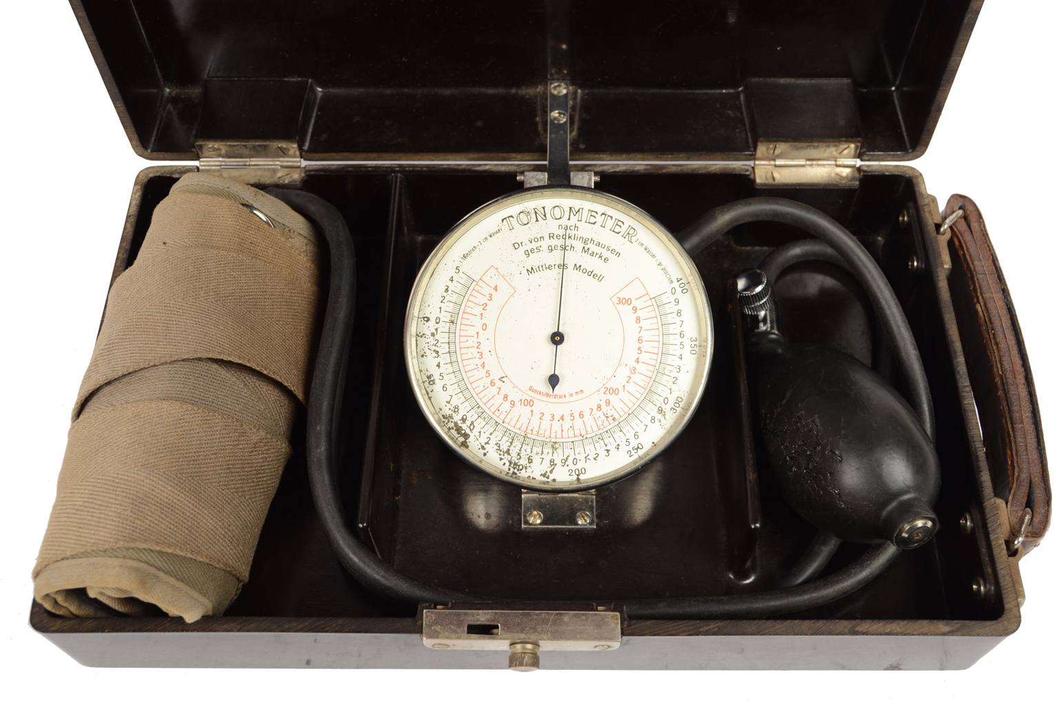 Old medical instruments/6852-Vintage sphygmomanometer