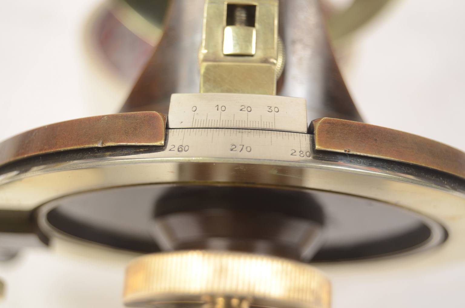 Antique measuring instruments/6857-Antique tacheometer