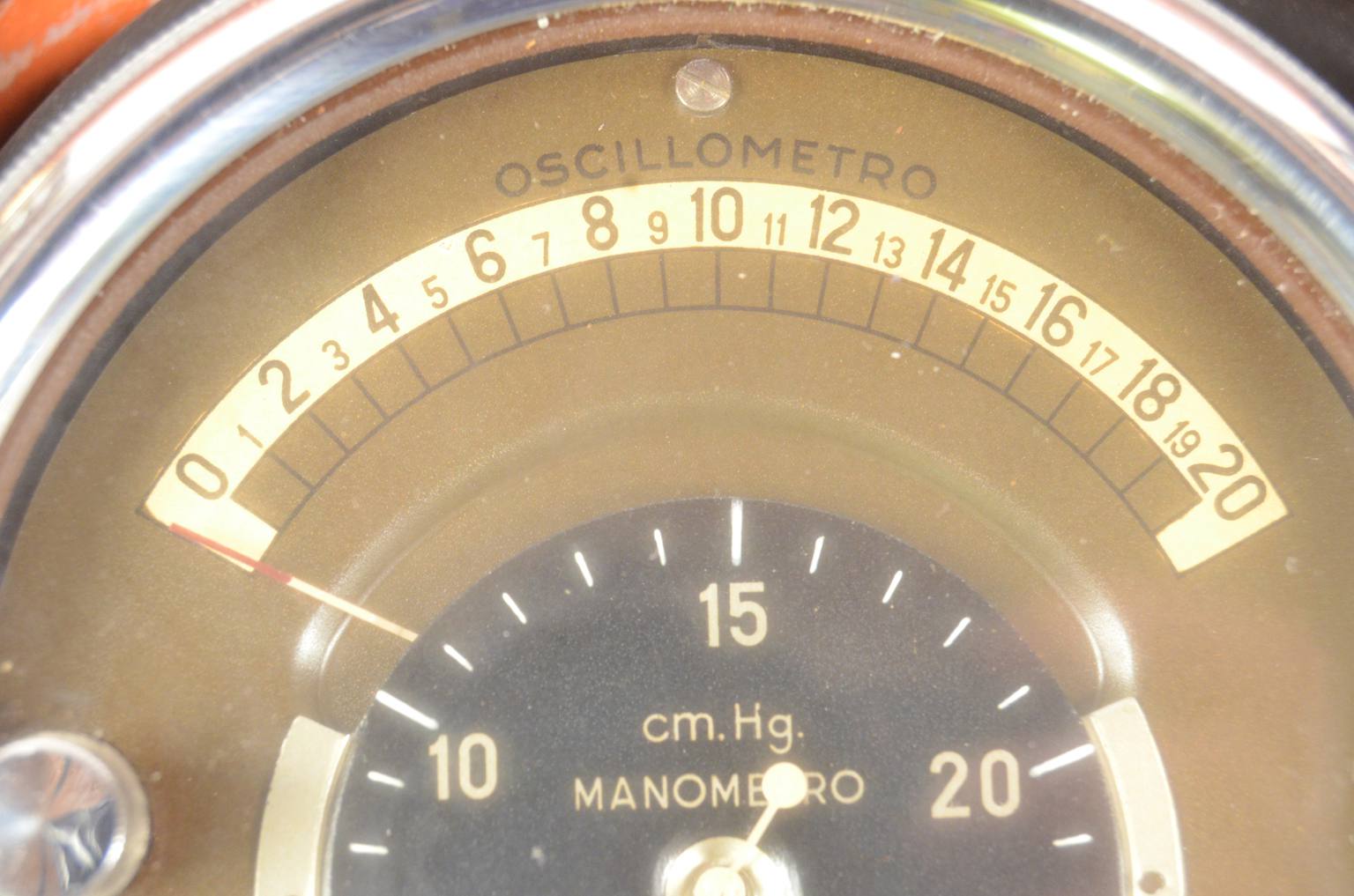Strumenti medici d'epoca/6858-Oscillometro