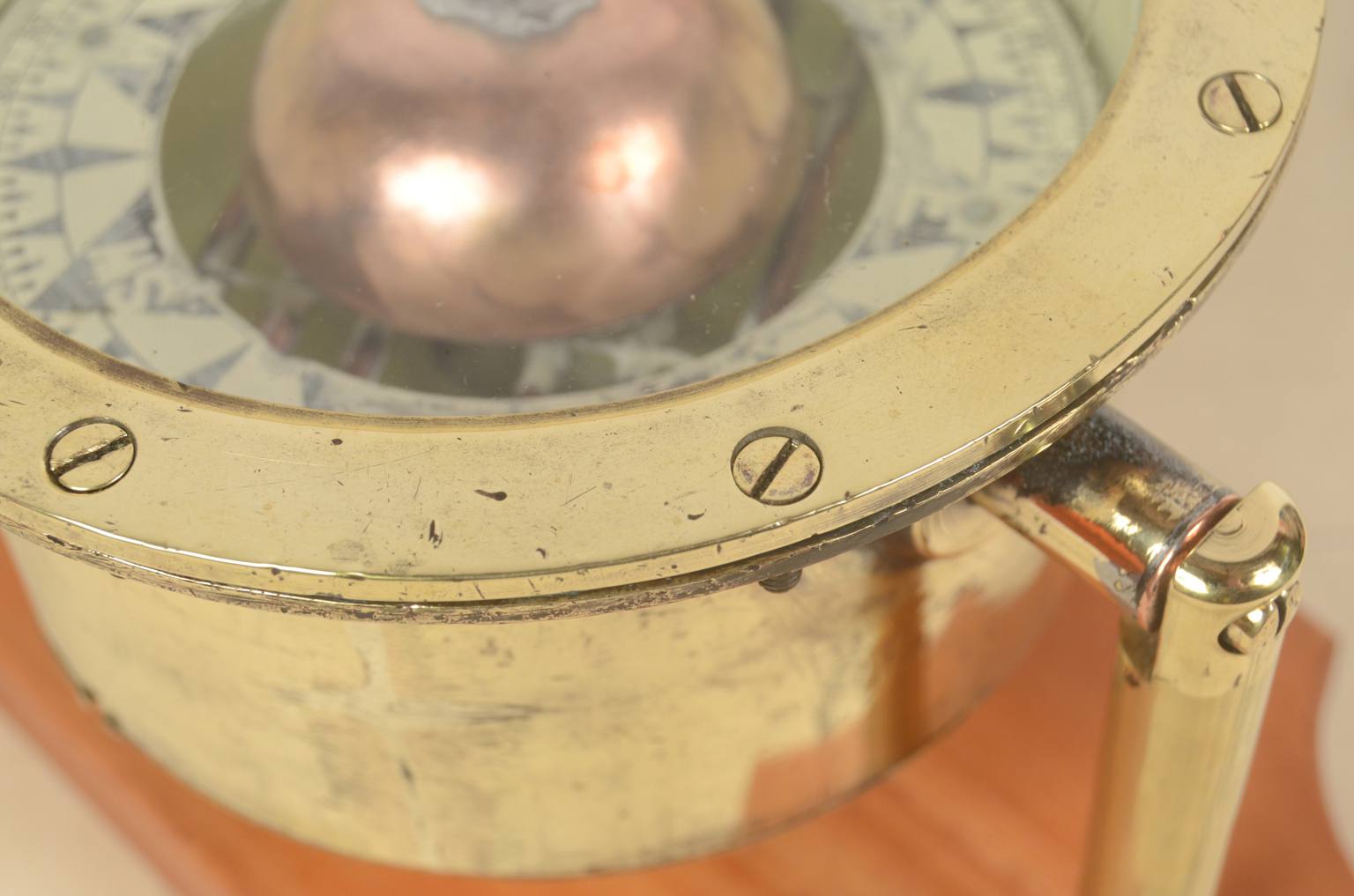 Antique compasses/6867A-Antique compass