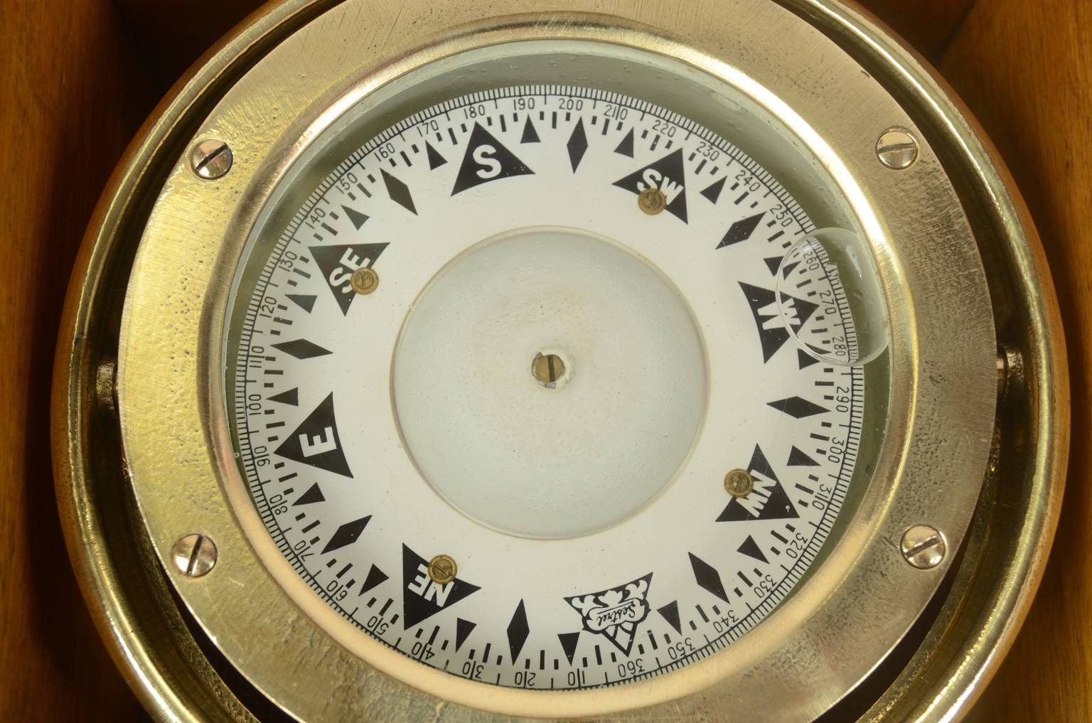 Antique compasses/6871-Sestrel compass