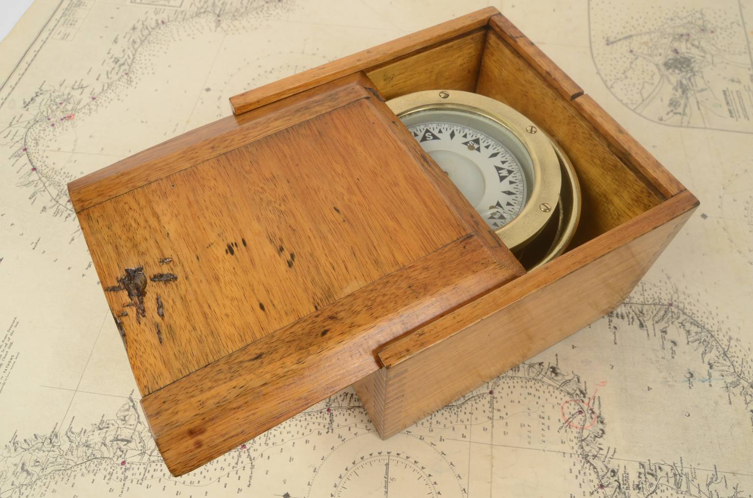 Antique compasses/6871-Sestrel compass