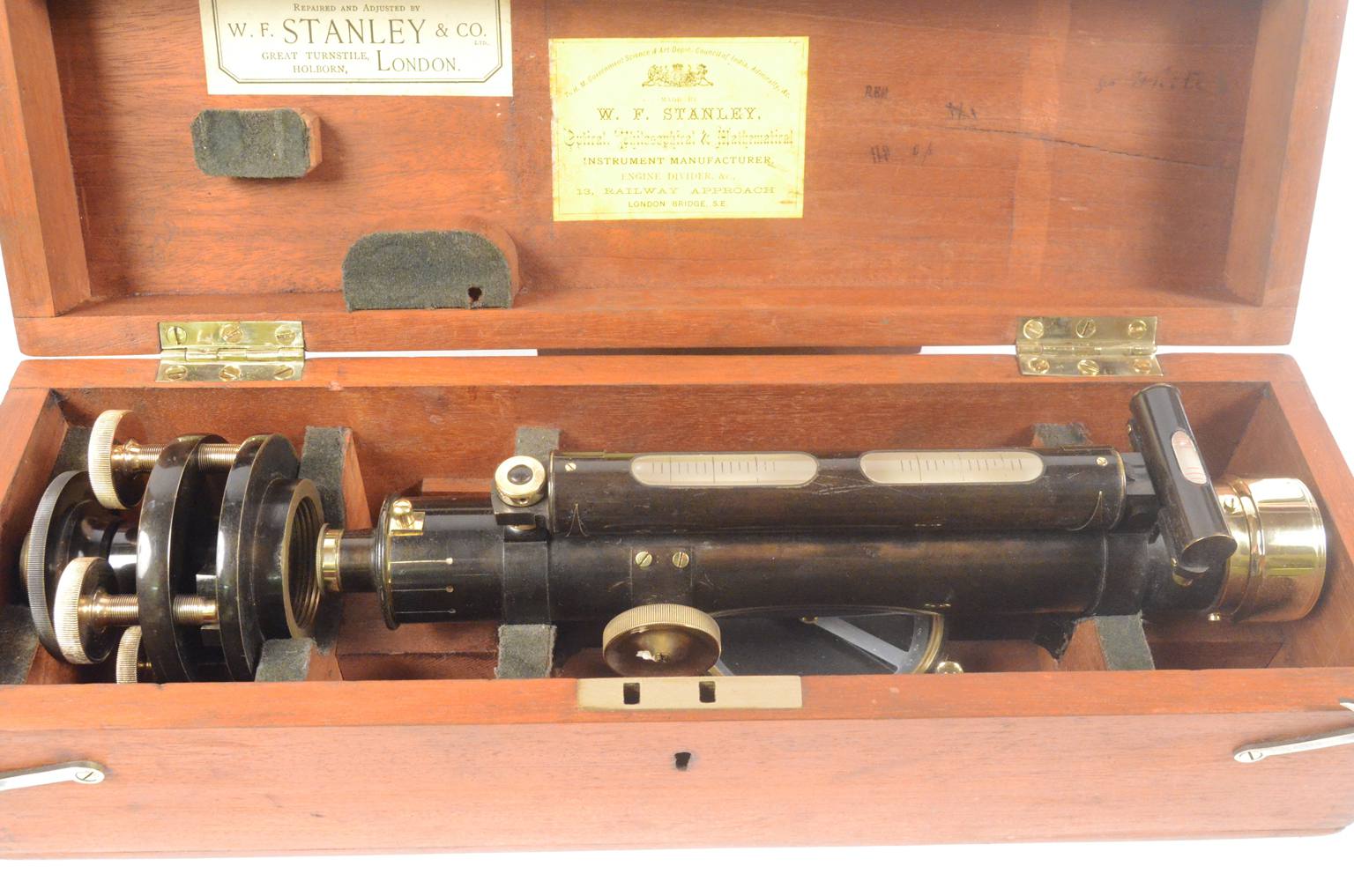 Strumenti di misura antichi/6887-Livello topografico