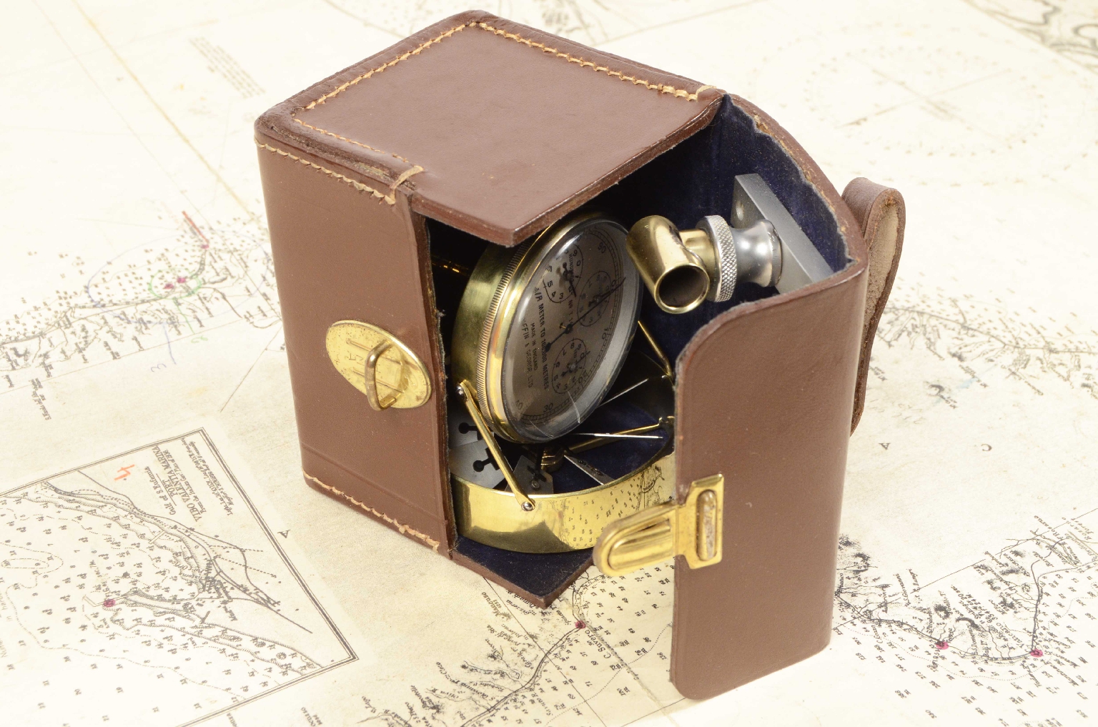 Antique measuring instruments/6897b-Antique Anemometer