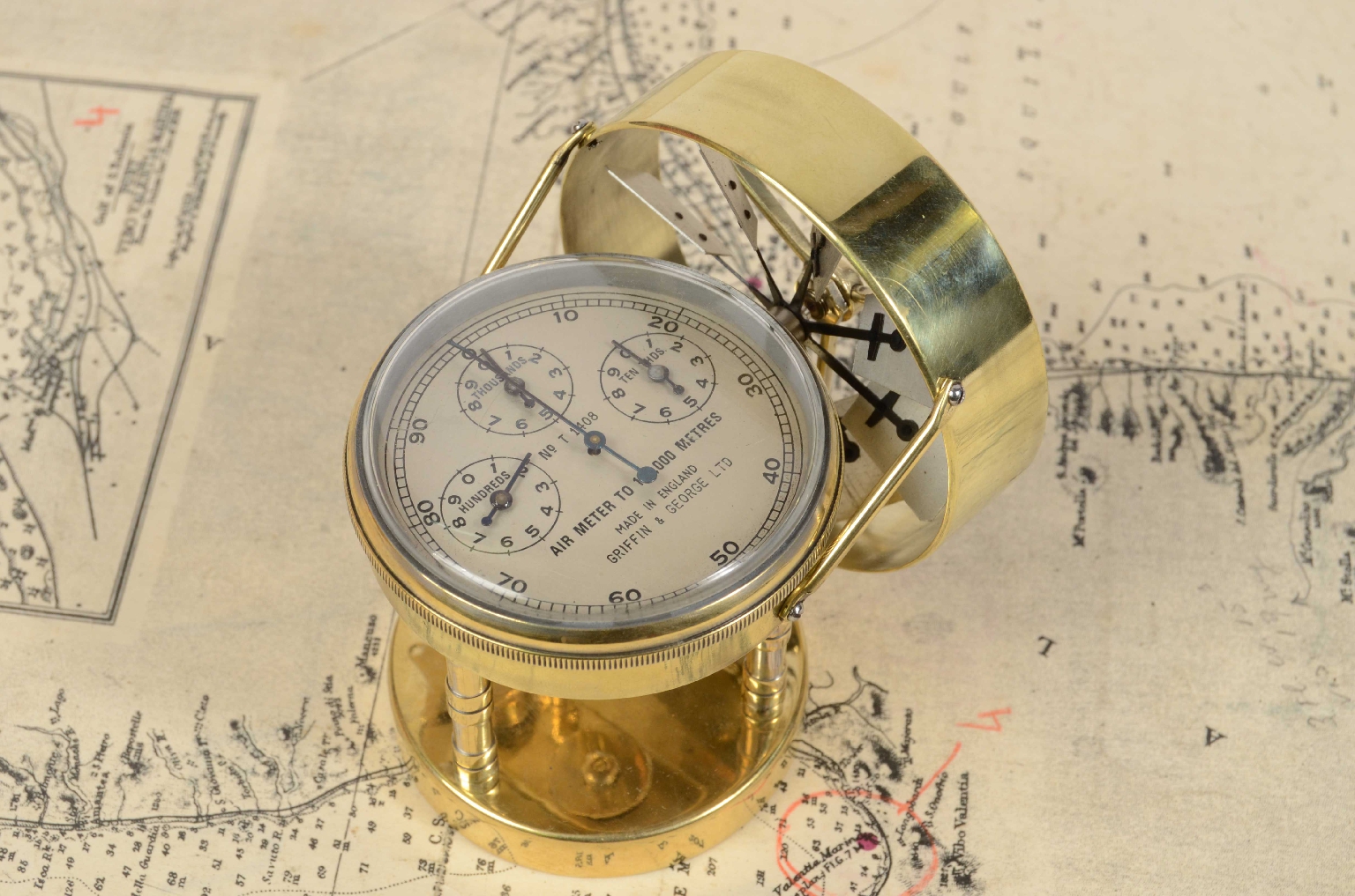 Antique measuring instruments/6897b-Antique Anemometer