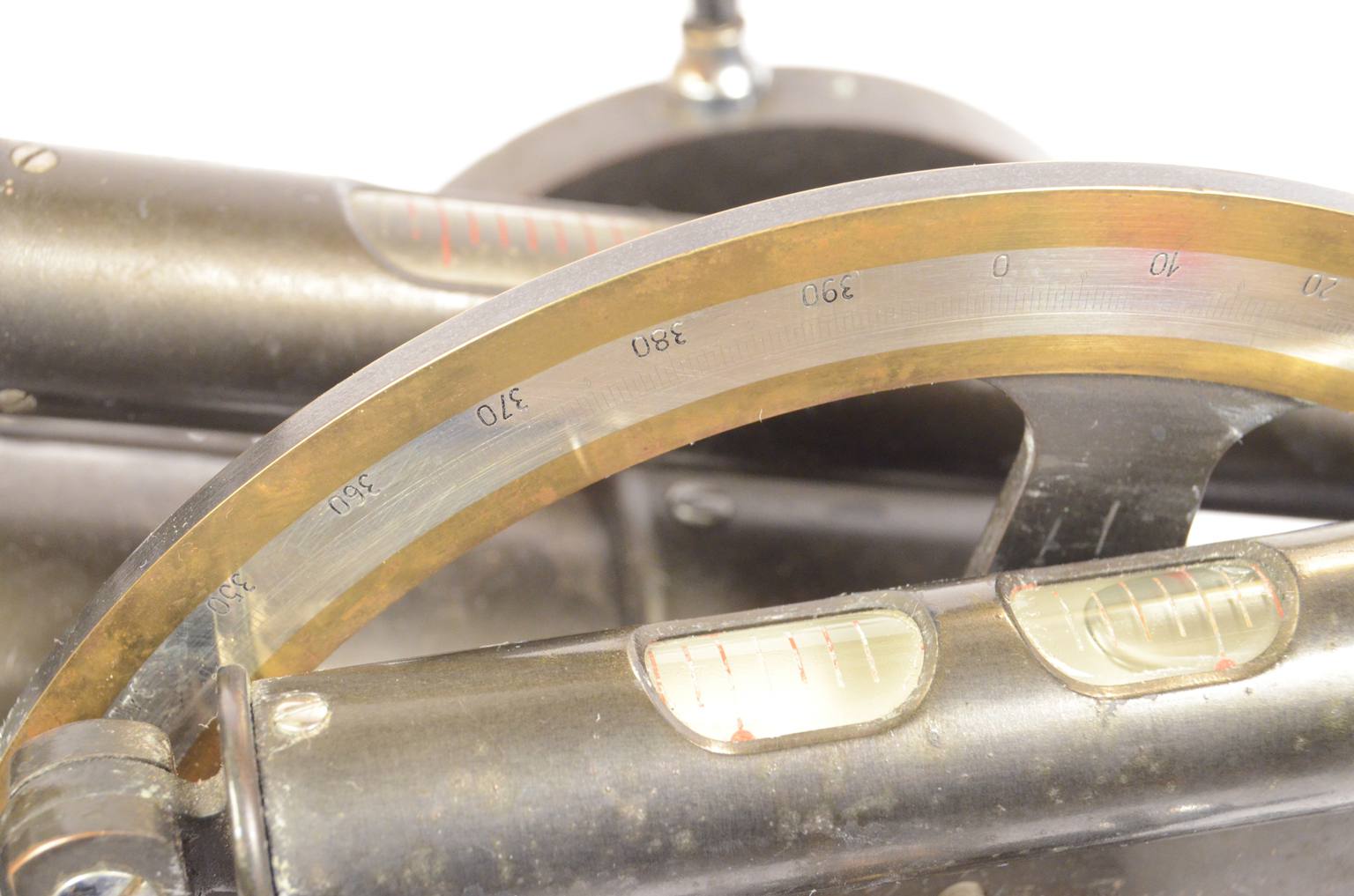 Antique measuring instruments/6898-Salmoiraghi tacheometer