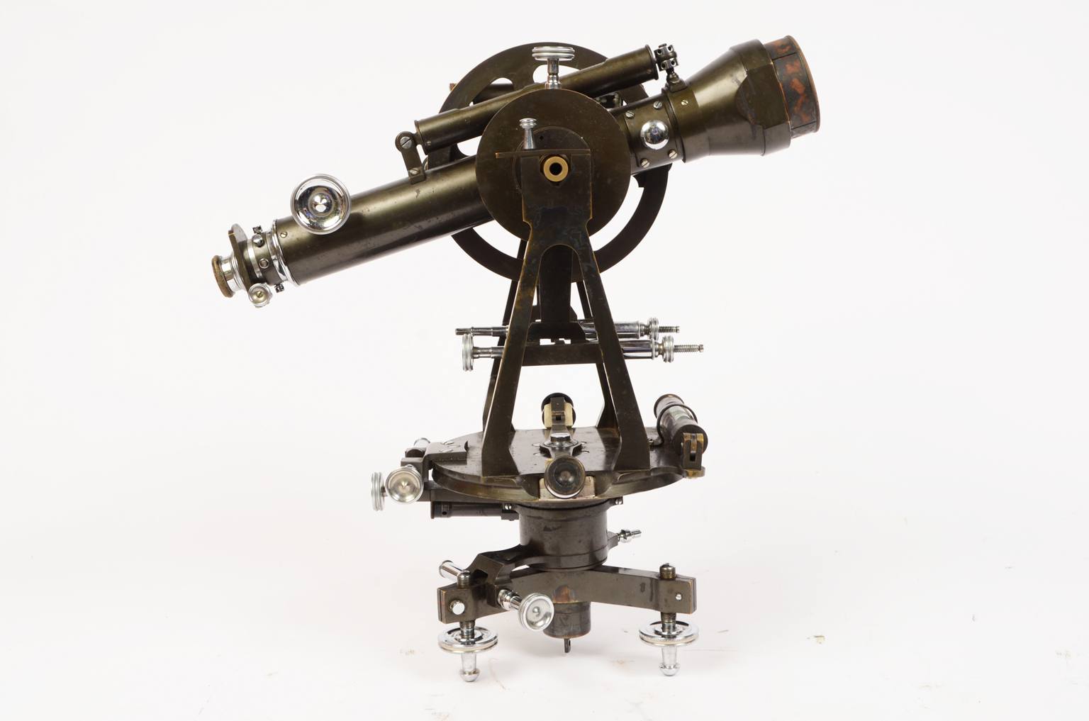 Antique measuring instruments/6898-Salmoiraghi tacheometer