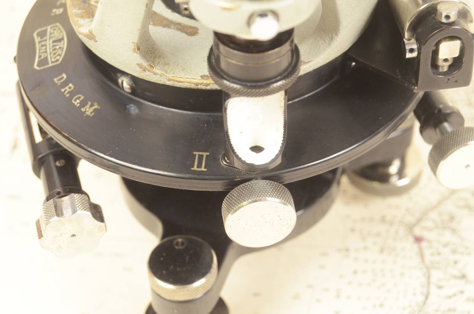 Antique measuring instruments/6921-Zeiss theodolite 