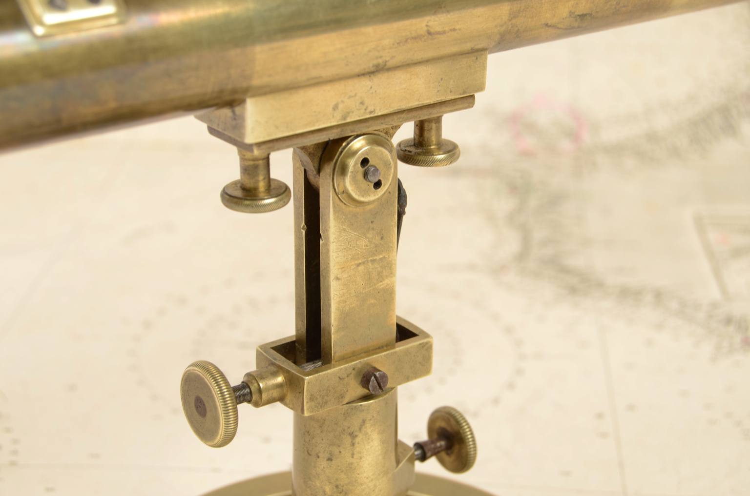 Antique measuring instruments/6968-Antique level