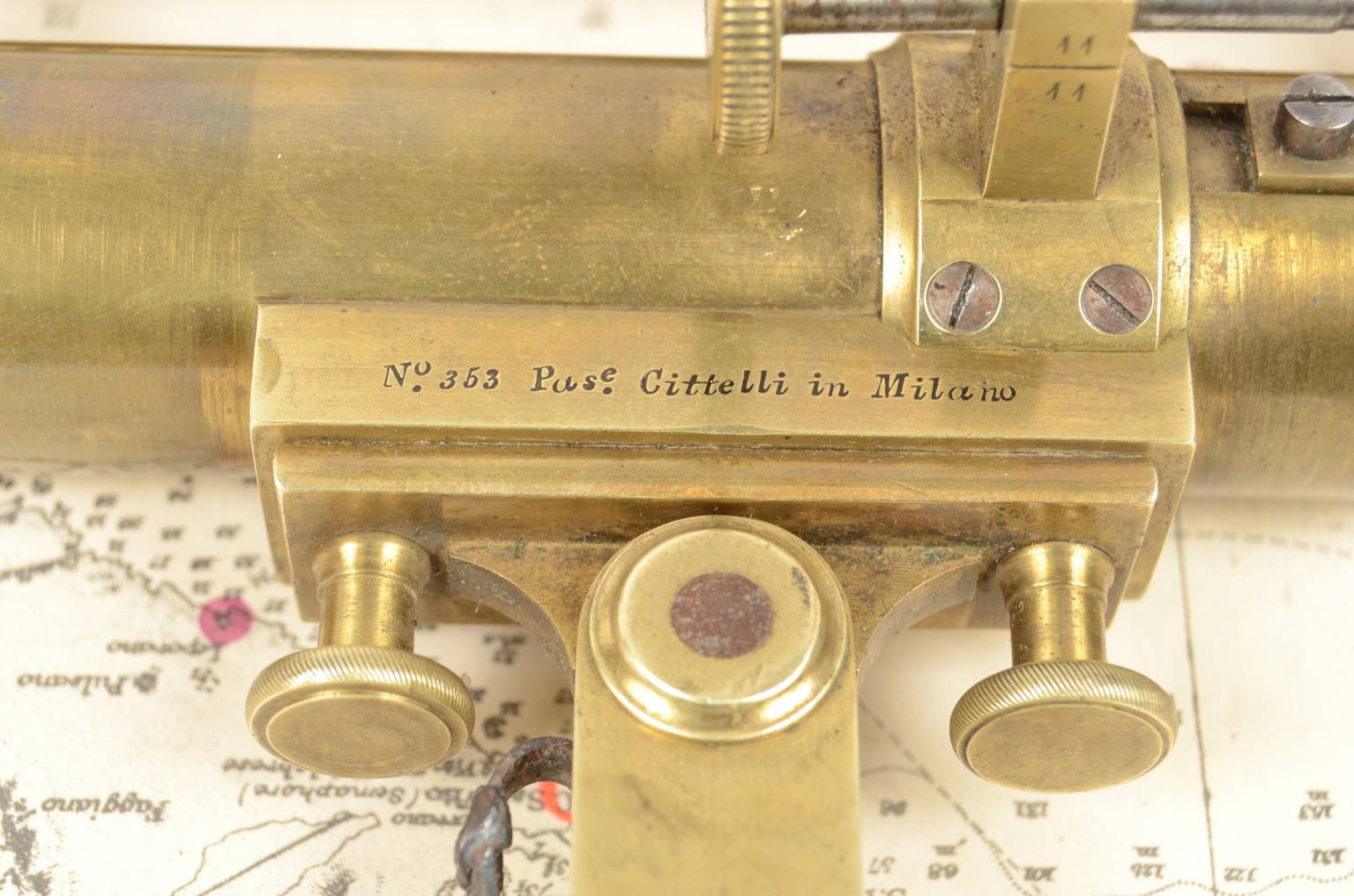 Antique measuring instruments/6968-Antique level