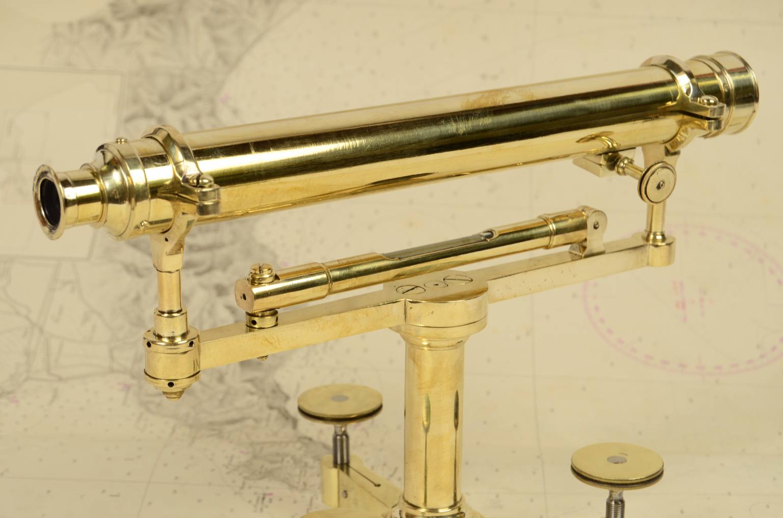 Strumenti di misura antichi/6984-Livello topografico