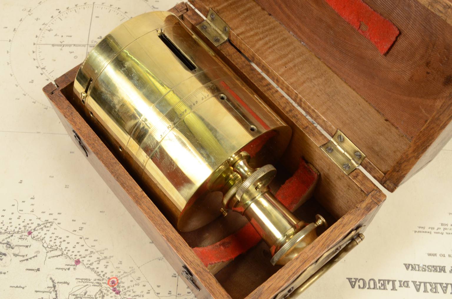 Antique measuring instruments/6985-Land-surveyor squaring