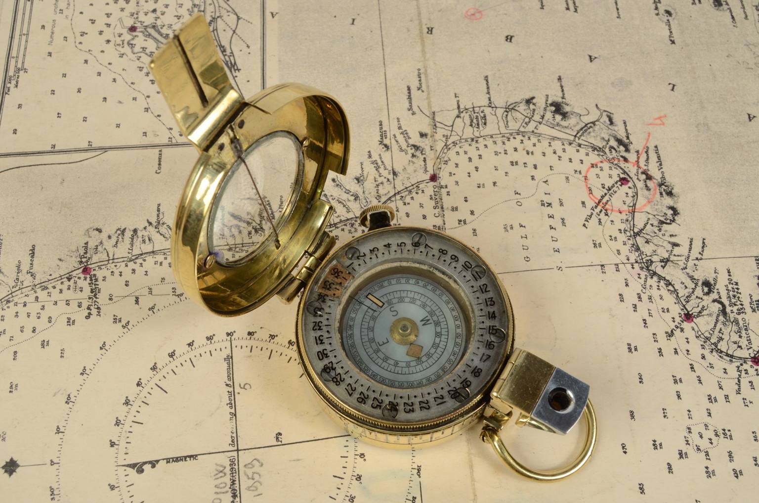 Antique compasses/7059-Compass WWII