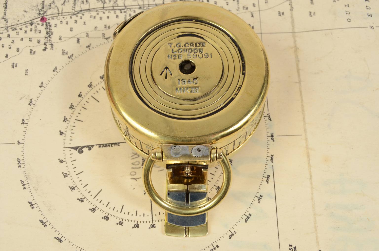 Antique compasses/7059-Compass WWII
