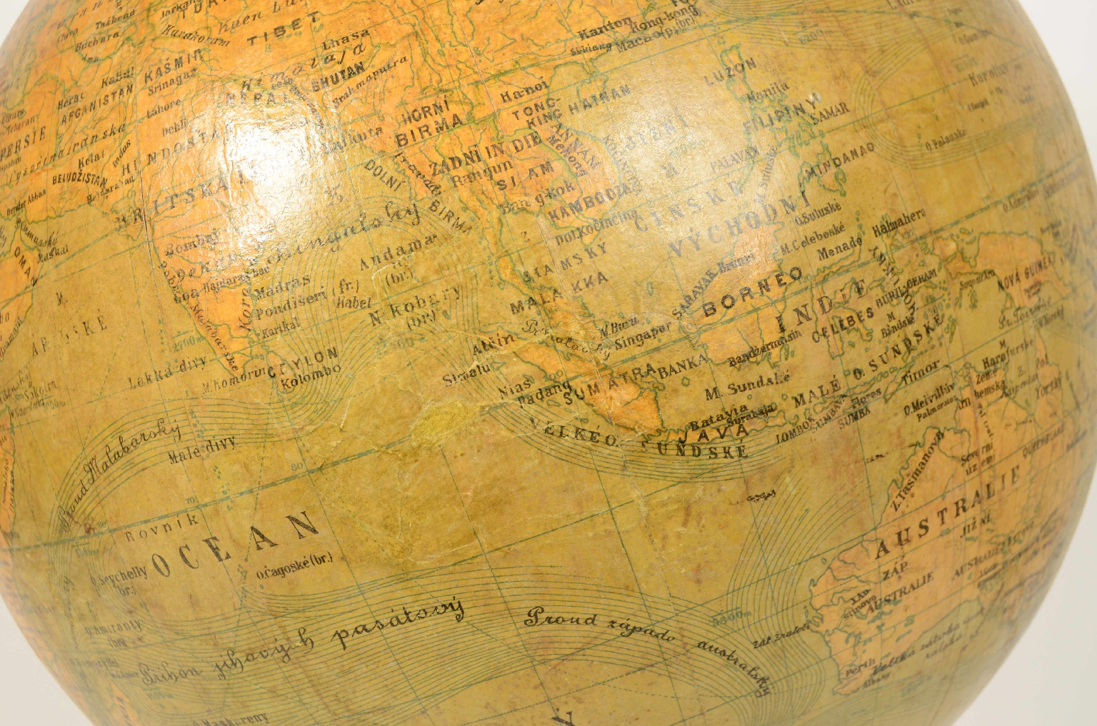 Antique globes-world maps/709-Terrestrial Globe